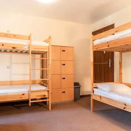 호스텔 Luxhostel24 *