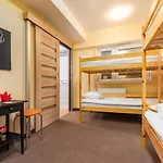 Luxhostel24 Hostel *