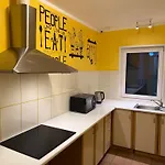 Luxhostel24