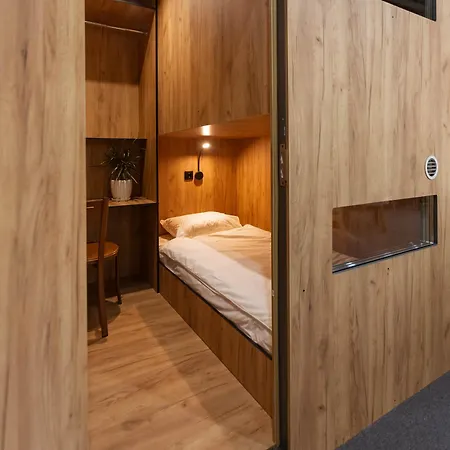 Luxhostel24 Hostel Warsaw
