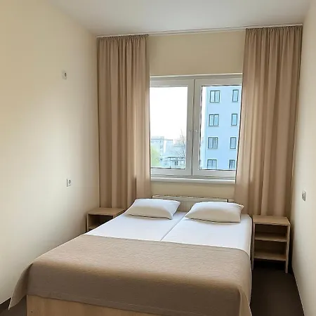 Luxhostel24 * 华沙