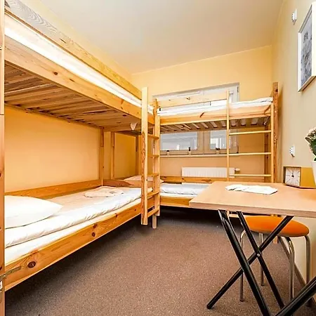 Luxhostel24 بيت شباب