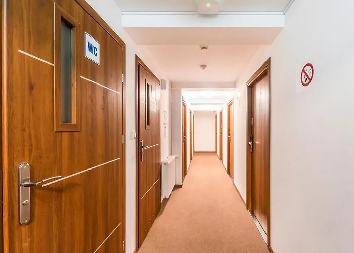 Luxhostel24 Варшава