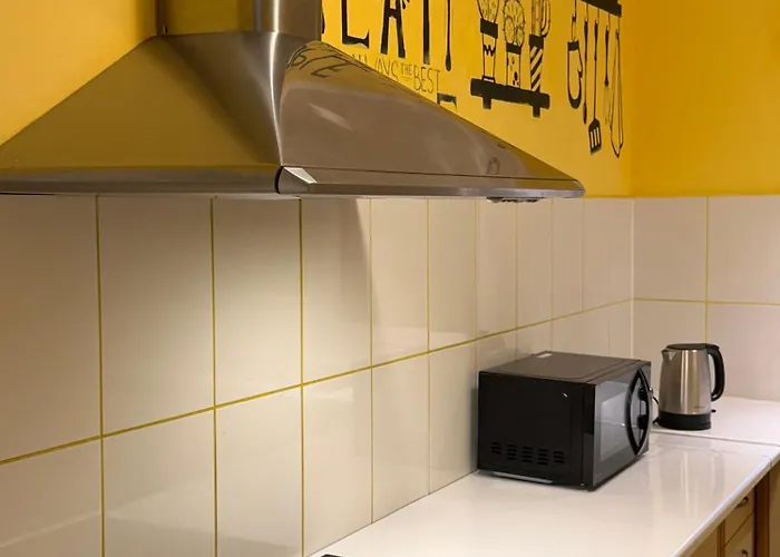 Luxhostel24 * Варшава