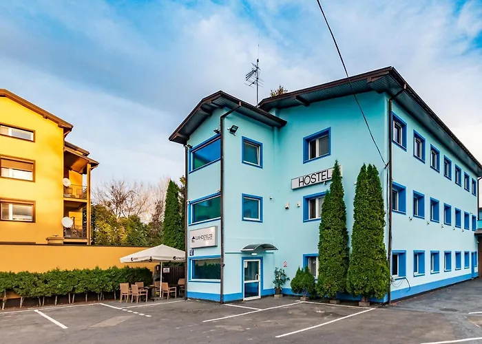 Luxhostel24 Хостел *