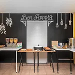 Luxhostel24 Варшава