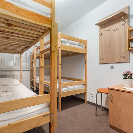 Hostal Luxhostel24 *