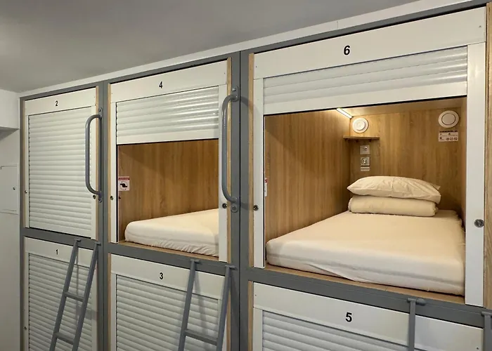 Luxhostel24 Vandrerhjem *